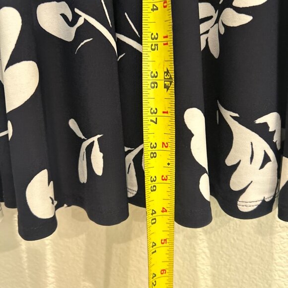Lauren Ralph Lauren A Line Floral Cocktail Dress High Neck Black White Size 4 - Picture 9 of 10